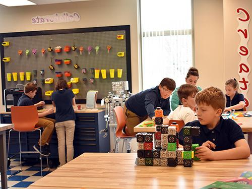 Children working at Tamaqua Makerspace